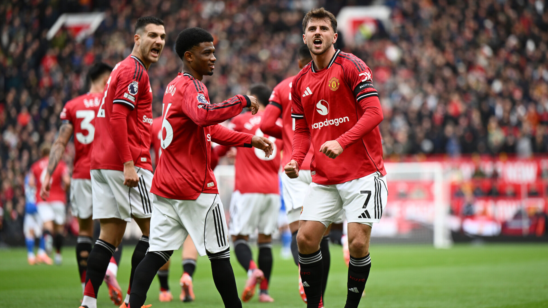 «МЮ» дома обыграл «Сандерленд» в матче АПЛ, «Арсенал» победил «Вест Хэм»