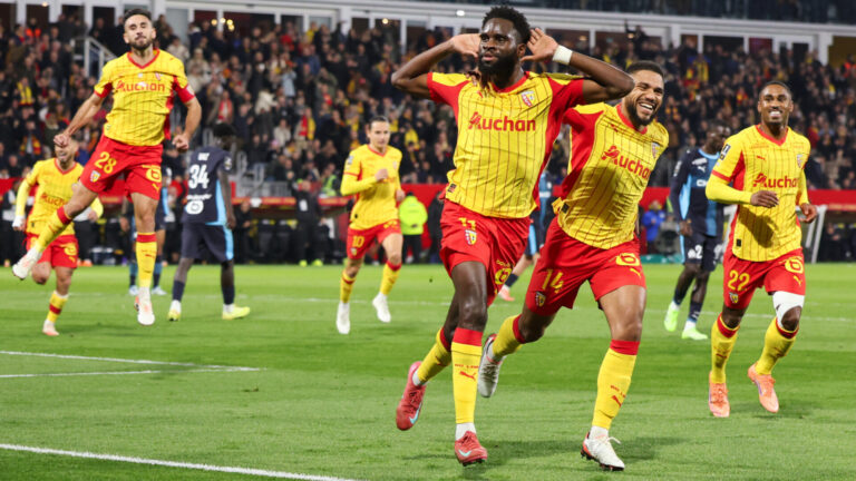 «Ланс» разгромил «Лорьян» в матче чемпионата Франции