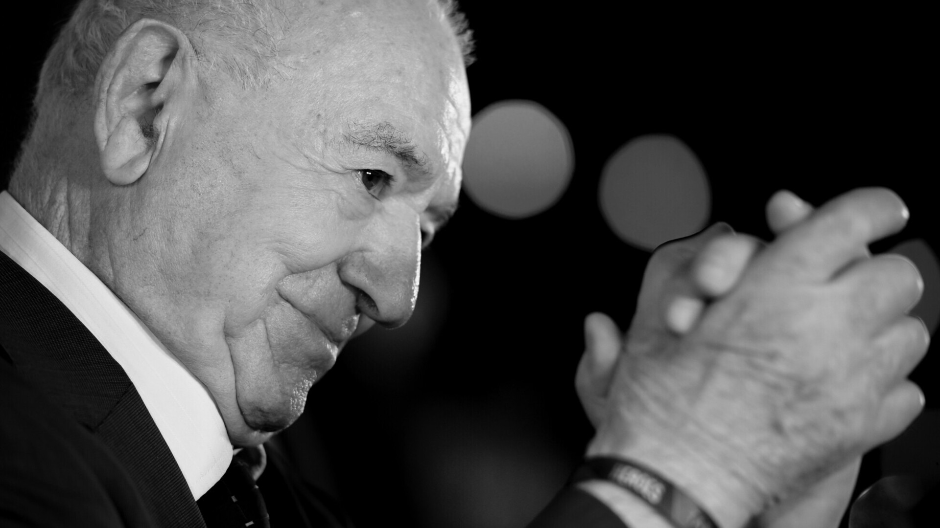 Россия прощается с иконой футбола. Никиту Симоняна обожали все