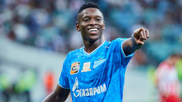 Футболист «Зенита» Луис Энрике: «Я переехал в Россию, потому что знал, что здесь очень хороший чемпионат»