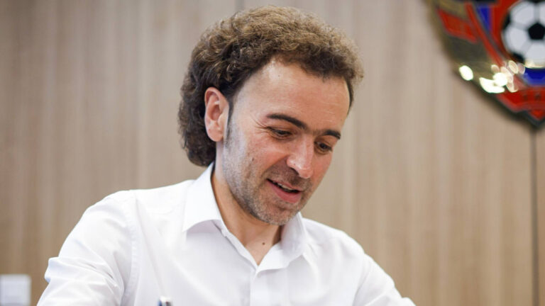 Гендиректор ЦСКА Бабаев поблагодарил «Локомотив» за конструктивную позицию по отношению к Баринову