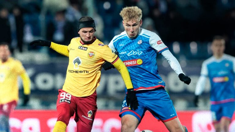 Гол Семенова спас КАМАЗ от поражения в матче Первой лиги против «Арсенала»