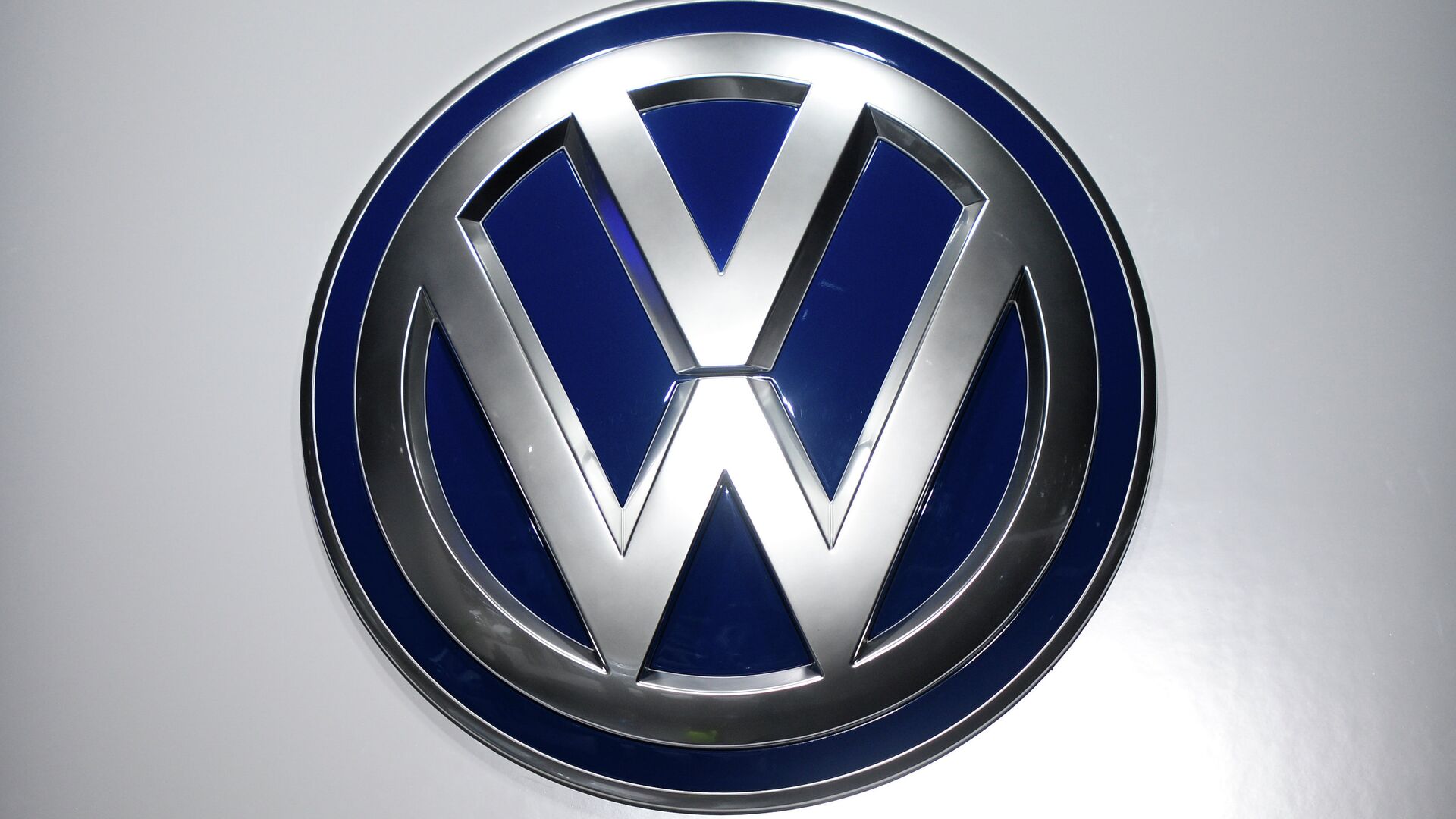 FT: член набсовета Volkswagen Виганд неожиданно ушла в отставку накануне годового собрания
