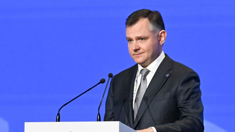 Губернатор Ростовской области — о «Ростове»: «Контролируем финансовую ситуацию и не допустим ее ухудшения»