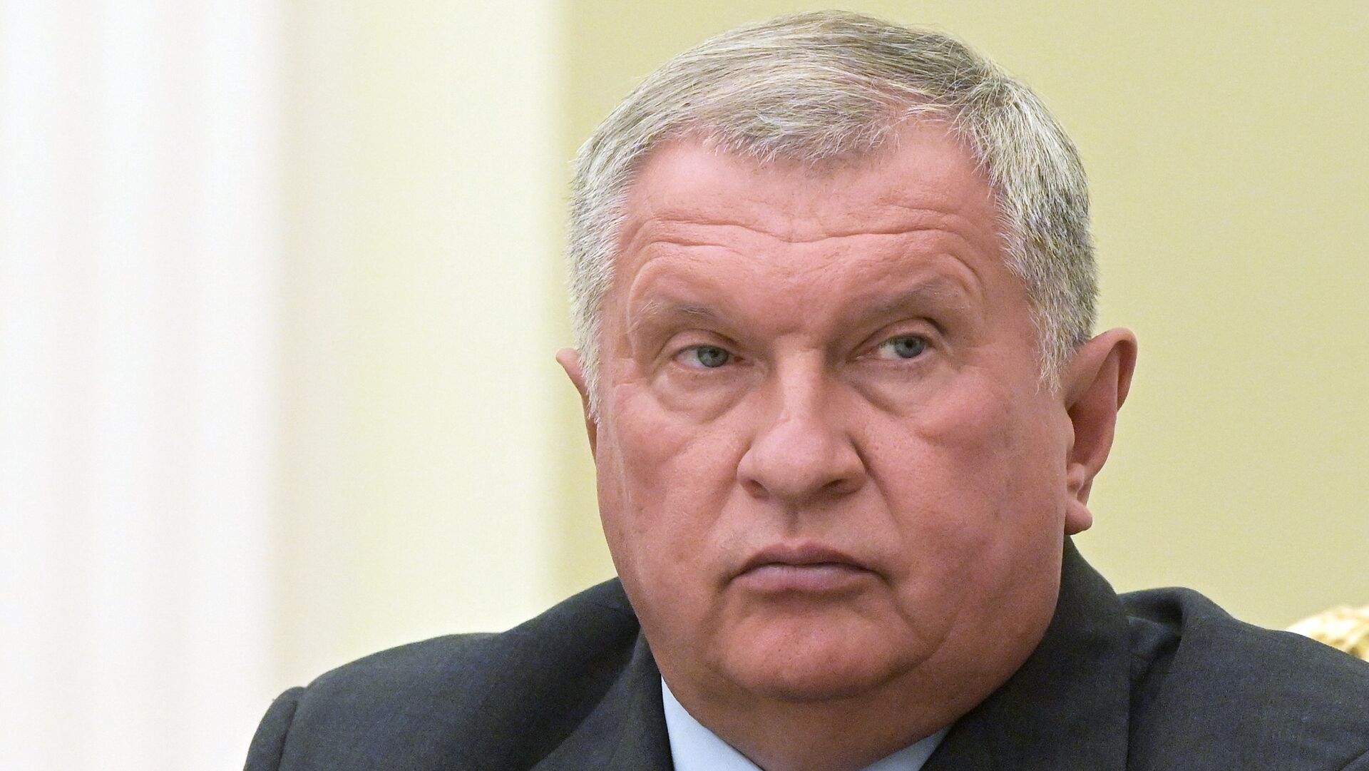 Сечин: мир стоит на пороге крупнейшего пузыря на финансовом рынке со времен XIX века