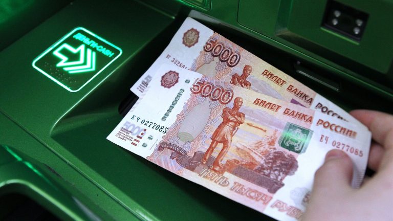 Сравни: 77% россиян готовы оформить финансовый продукт через онлайн-маркетплейсы