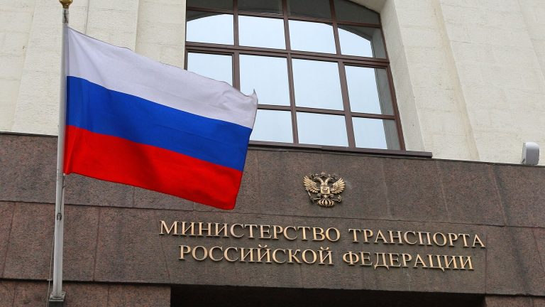 Министр транспорта Никитин: дефицита авиационного керосина в России сейчас нет