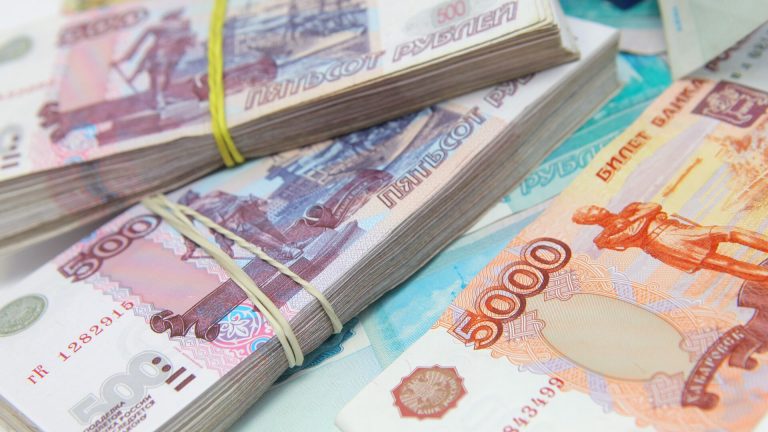 ЦБ: объем плохих корпоративных кредитов компаний в России достиг 3,5 триллиона рублей
