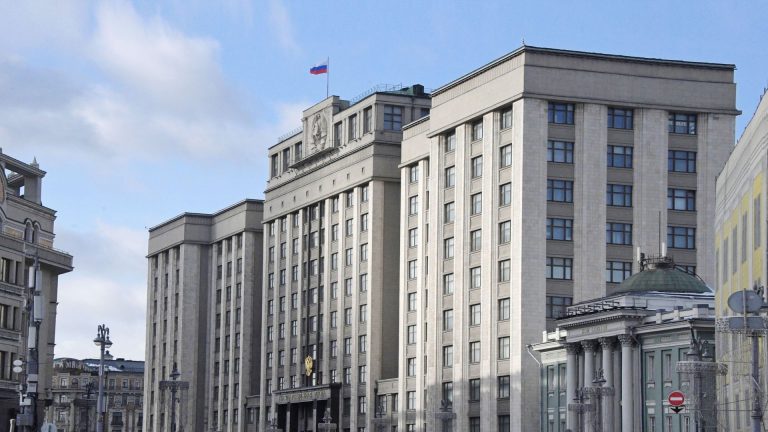 Депутаты от КПРФ внесли в Госдуму проект о повышении страховки по вкладам до 3 млн рублей