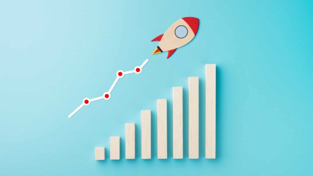 HYPE обновил исторический максимум выше $74 и вошел в топ-8 криптовалют