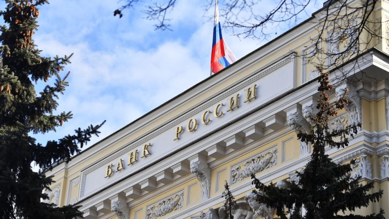 Заботкин: Банк России не вправе закрыть глаза на цены топлива и инфляционные ожидания