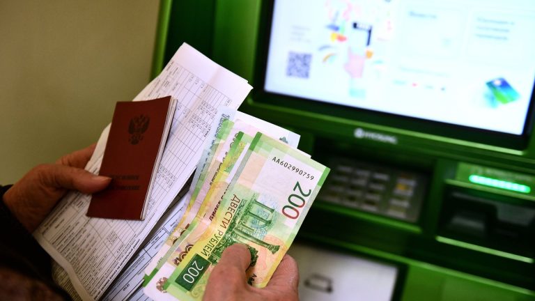 Госдума приняла закон о страховании вкладов на электронные деньги
