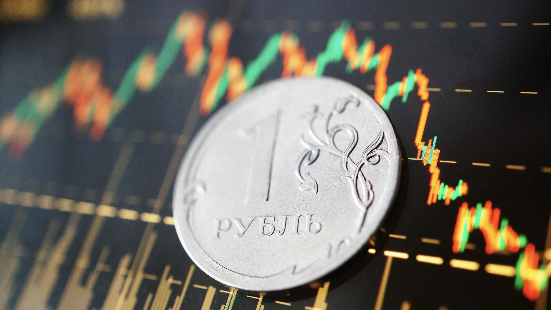 Ганган: ЦБ допускает публикацию прогнозного курса рубля в будущем и изучает форматы